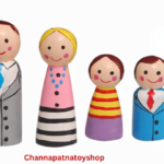 Wooden Peg Dolls Family
