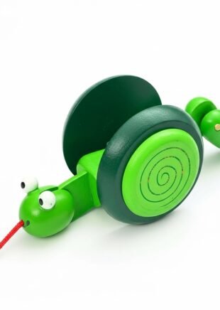 Wooden Pull-Along Snail Toy – Handcrafted Rolling Snail for Kids